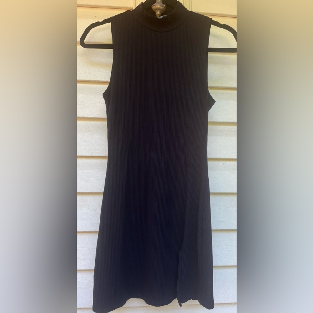 Reformation black ribbed mini dress, standup collar, side slit, sleeveless XS - Picture 3 of 8